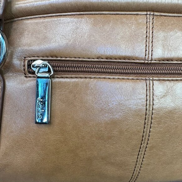 Hobo Slim Zip Top Shoulder Bag Tan - Picture 5 of 15